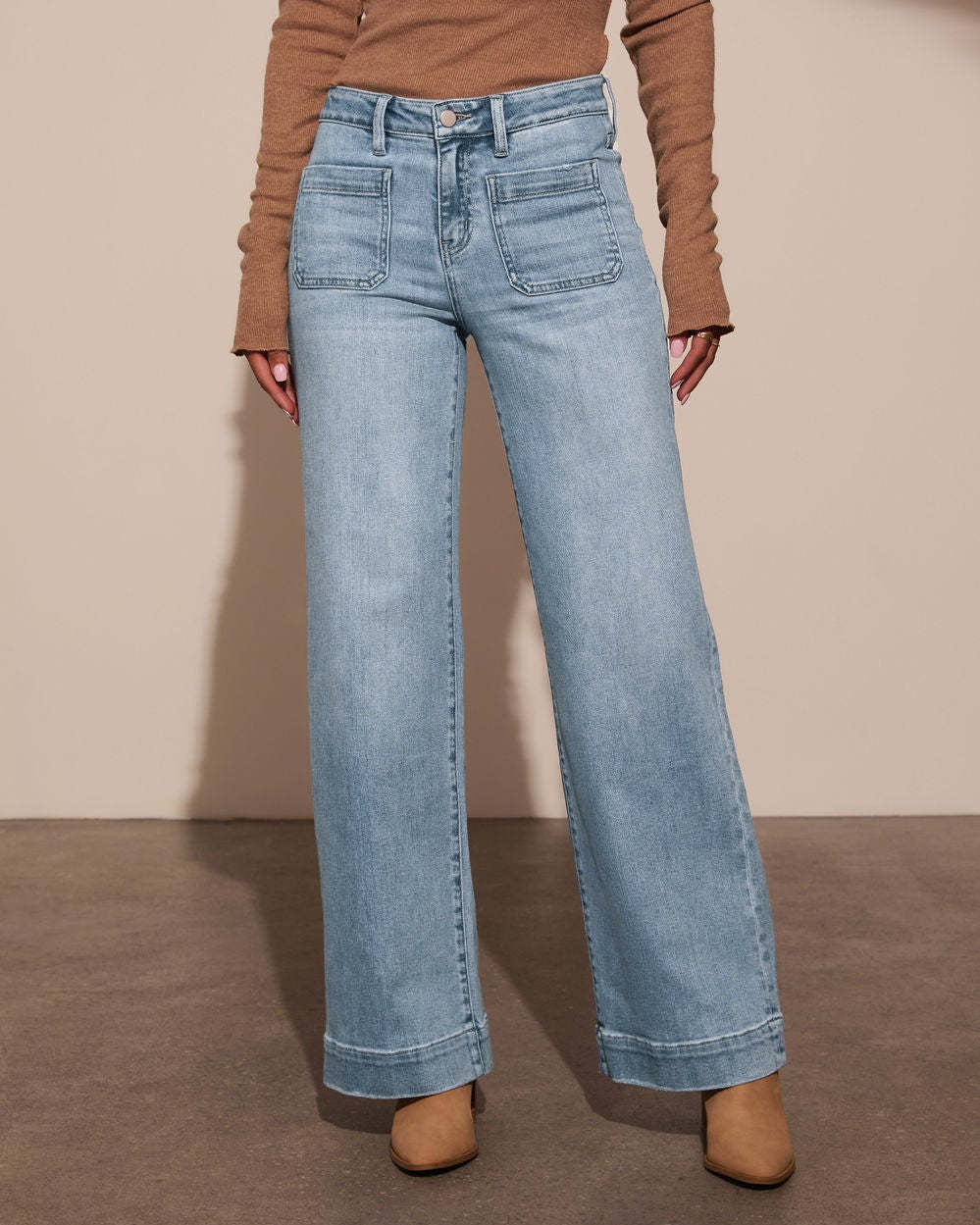 High Rise Patch Pocket Wide Straight Leg Jeans - Light Blue