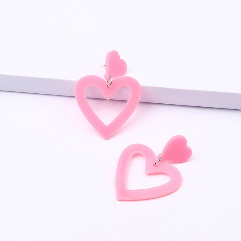 Open Heart Outline Stud Earrings