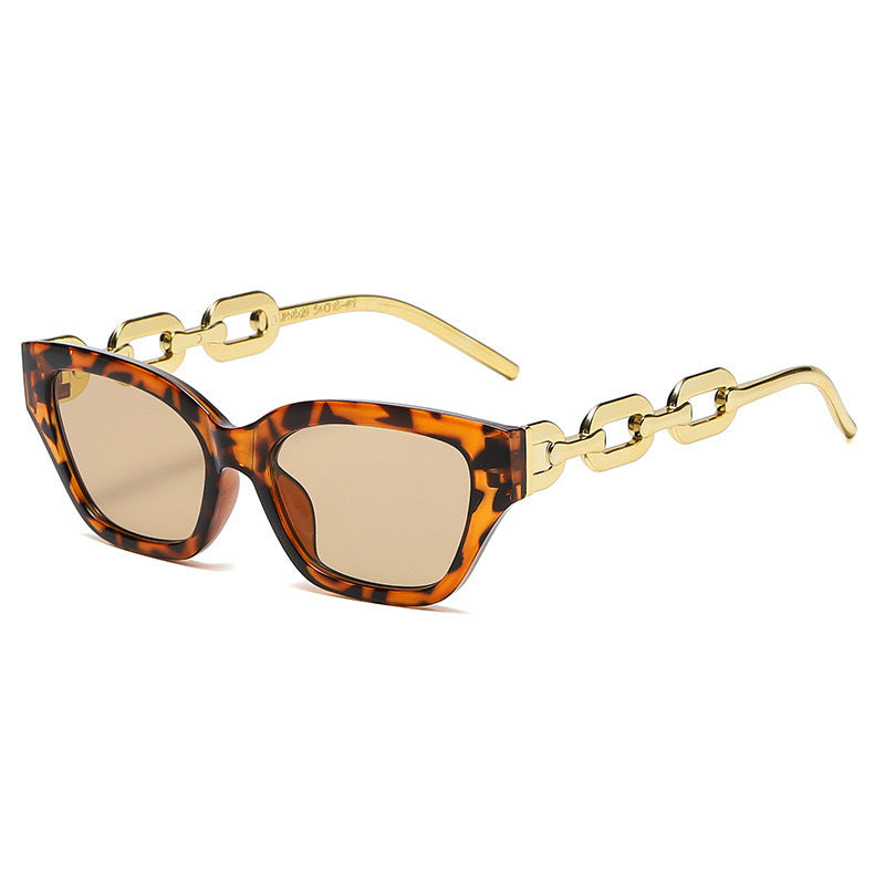 Chain Link Temple Cat Eye Sunglasses - NO05