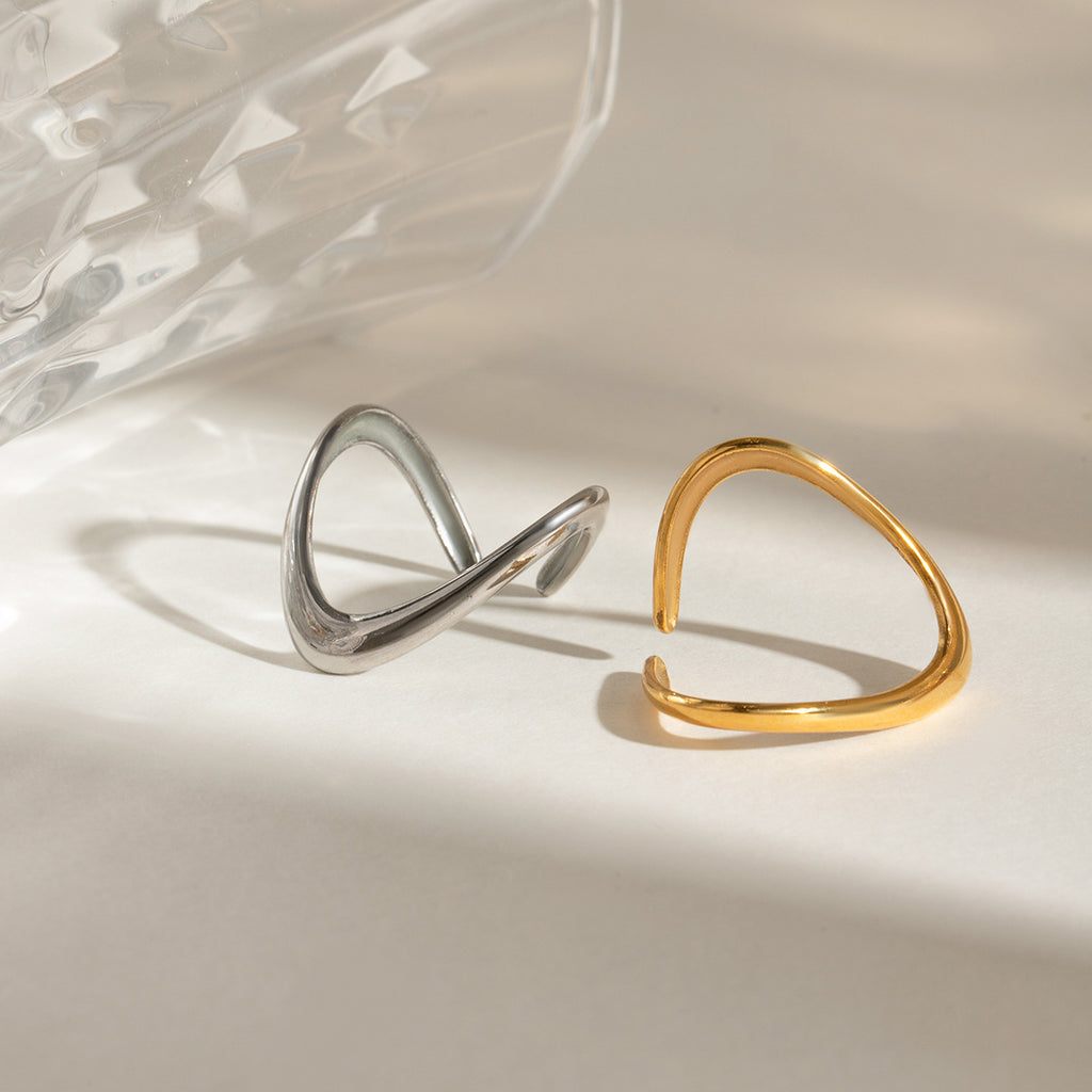 Sleek Chevron Wave Open Band Ring - Silvery - 2