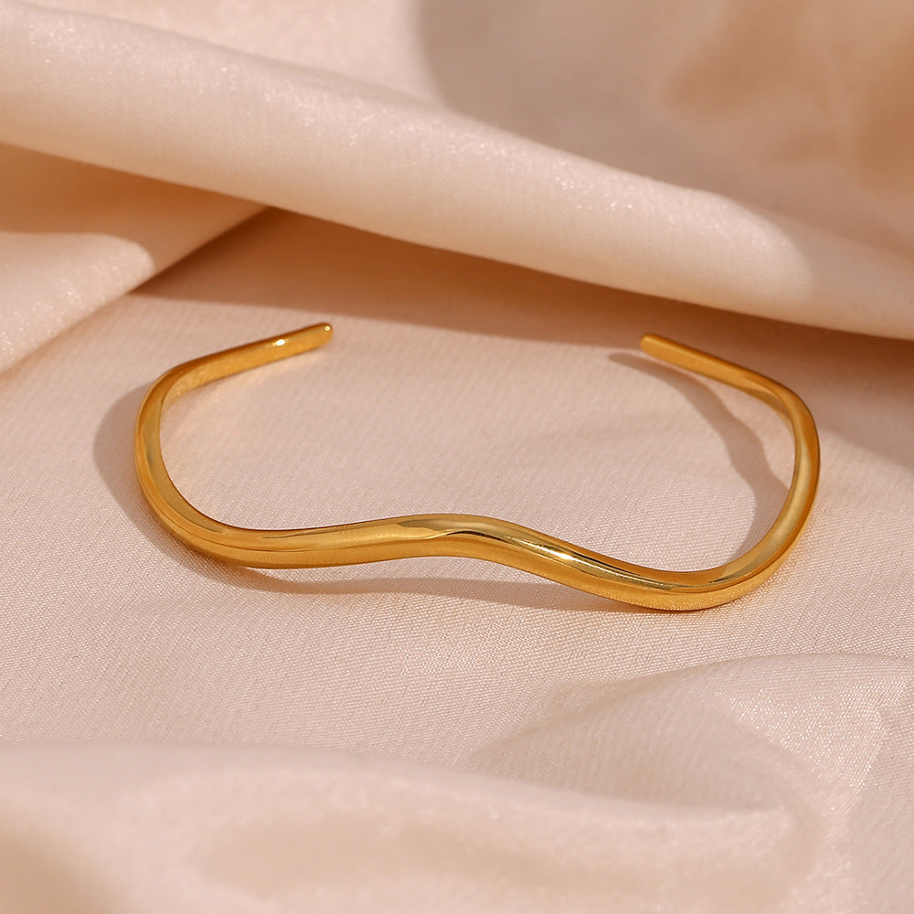 Wavy Thin Wire Open Cuff Bracelet - Gold - 1