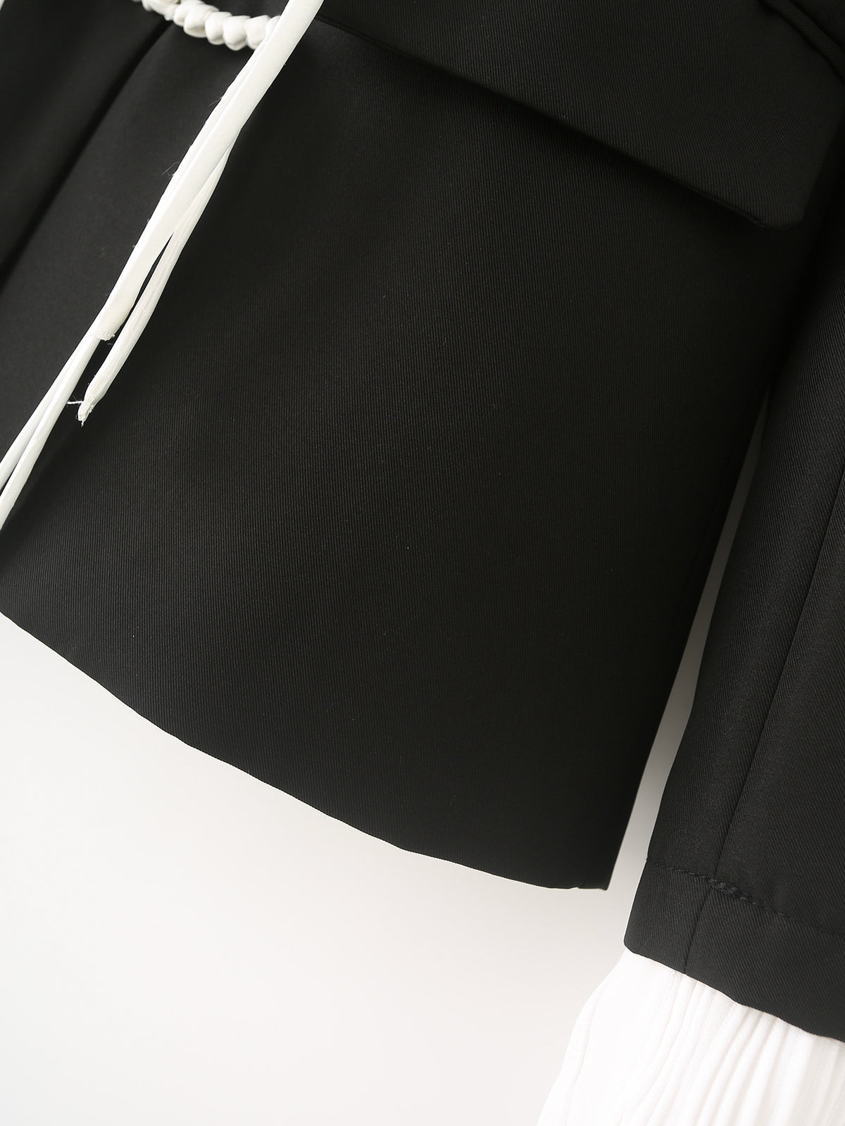 Pleated Contrast Cuff Drawstring Blazer - Black - 4