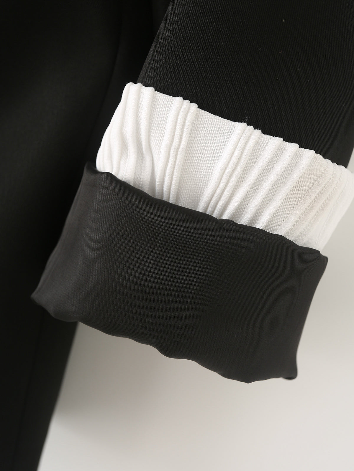 Pleated Contrast Cuff Drawstring Blazer - Black - 7