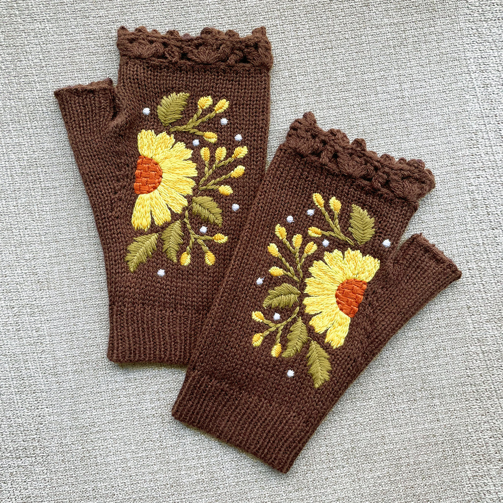 Sunflower Embroidered Crochet Trim Arm Warmers - Brown
