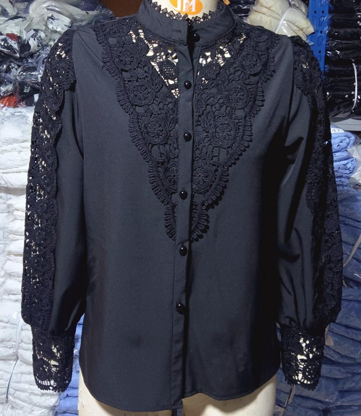Crochet Lace Panel Long Sleeve Blouse - Black