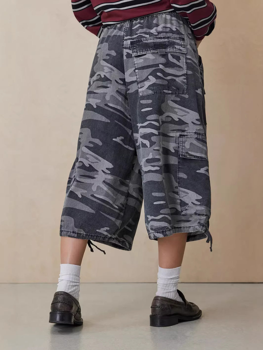 Baggy Camo Cargo Capri Pants With Tie Hems - view 1