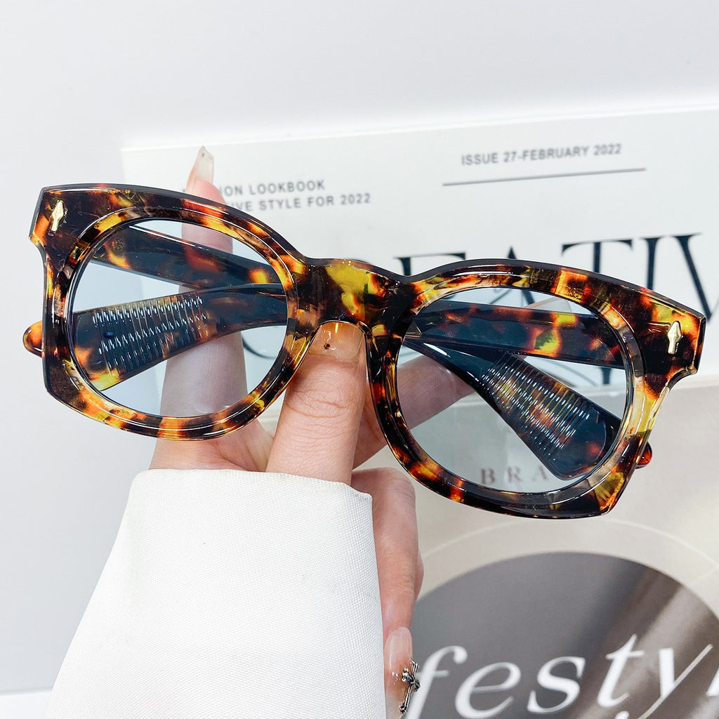 Oversized Square Retro Sunglasses With Tinted Lenses - Leopard_B - 1