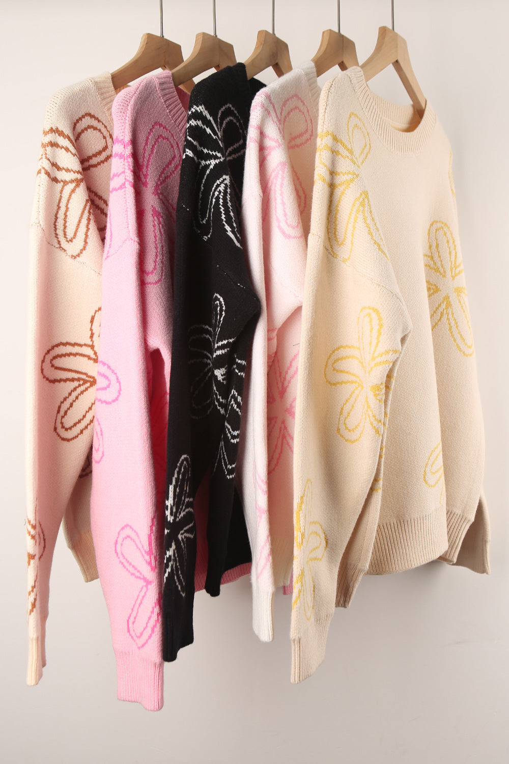 Sketched Daisy Crewneck Pullover Sweater - Camel - 3