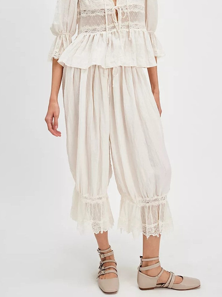 Lace Trim Ruffle Hem Bloomer Pants - White - 2