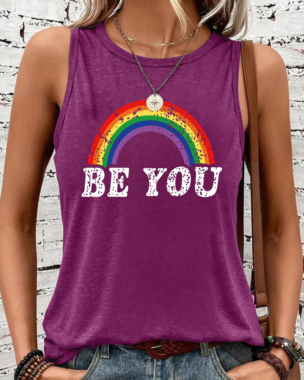 Rainbow Arch Graphic Sleeveless Tank Top - Red