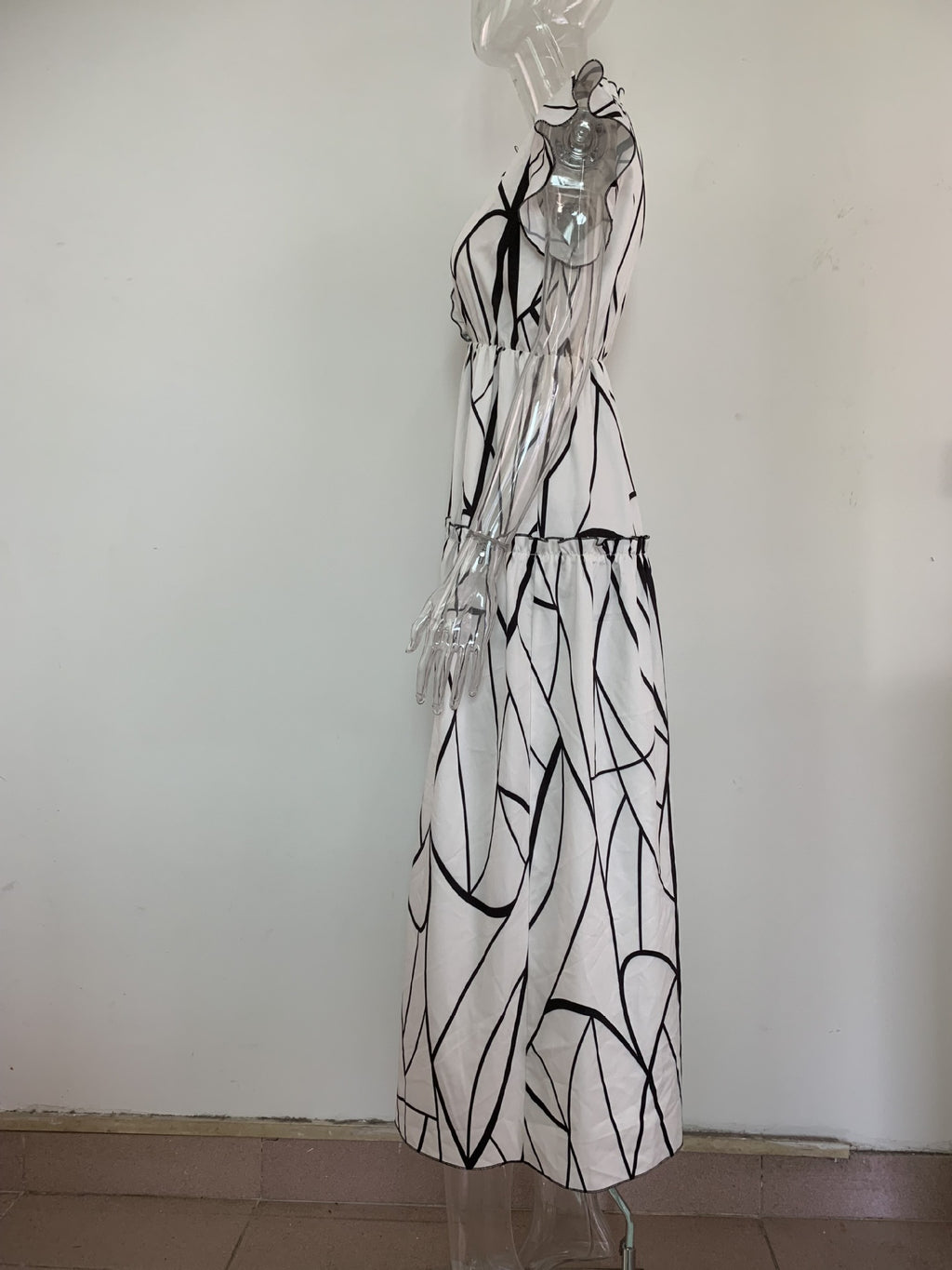 Abstract Line Print Ruffle Maxi Dress - White - 3