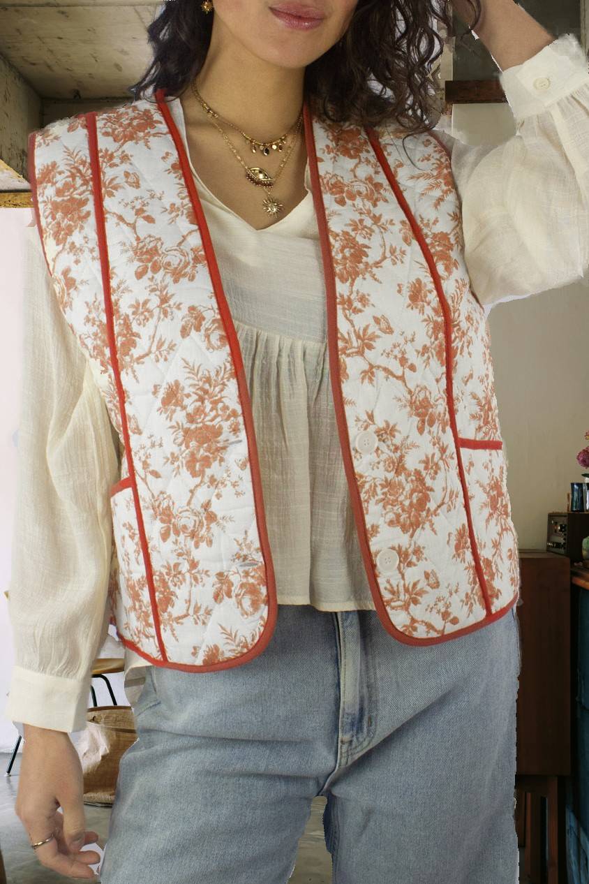 Floral Quilted Contrast Trim Vest - Rust