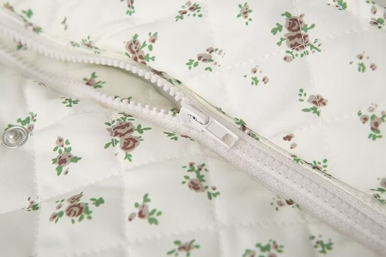 Rosebud Print Quilted Zip Jacket - White - 10