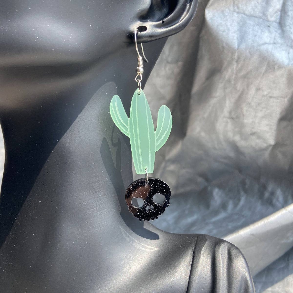 Desert Cactus And Skull Drop Earrings - Green-1 - 1