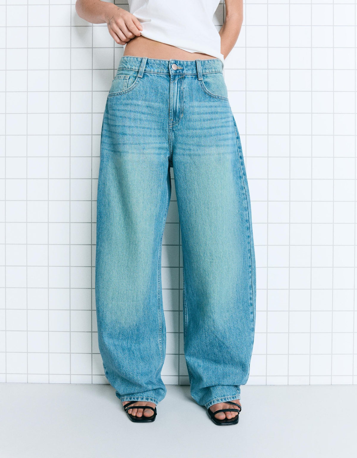 High Waist Barrel Leg Baggy Jeans - MidiBlue