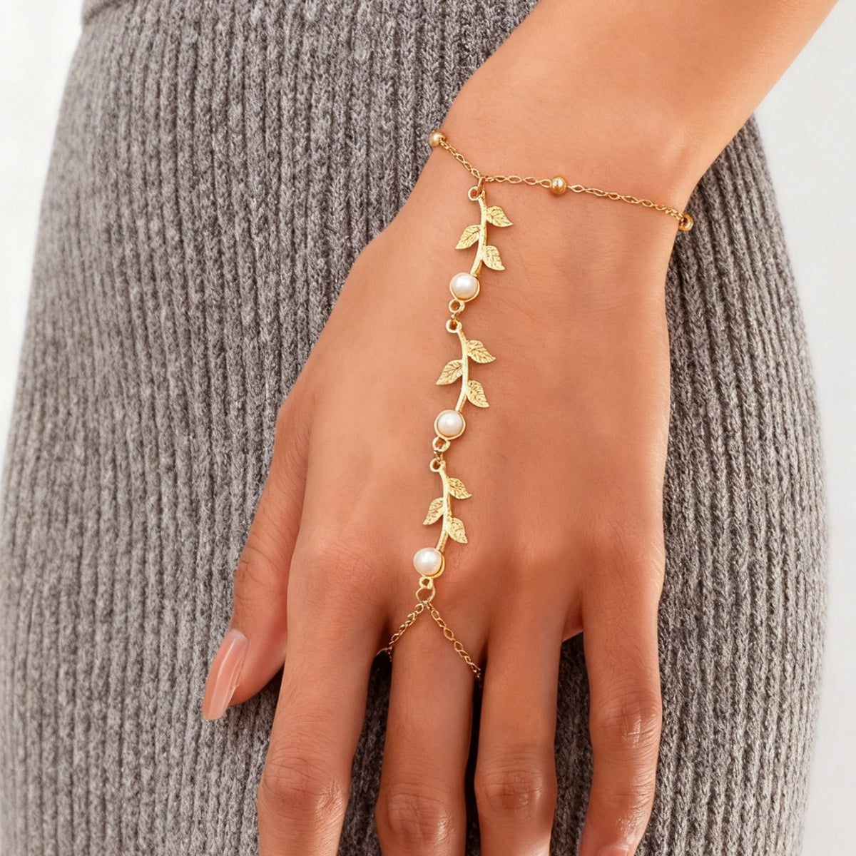 Dainty Leaf Chain Bracelet With Ring