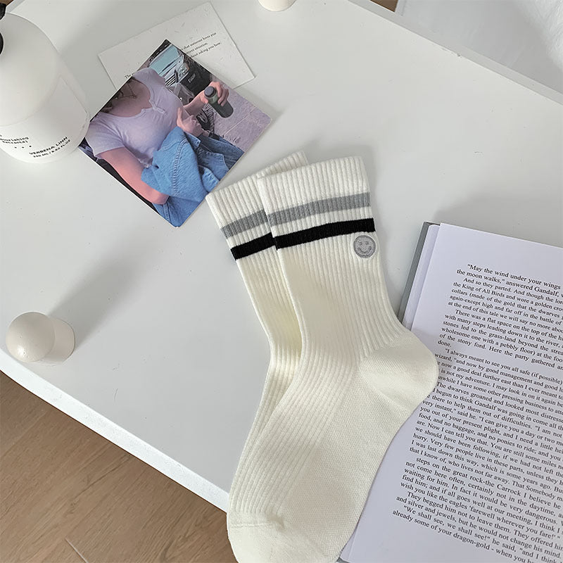 Double Stripe Cuff Ribbed Crew Socks - Color_01