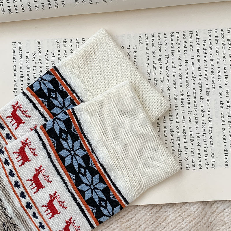 Nordic Deer Snowflake Knit Crew Socks - White - 4