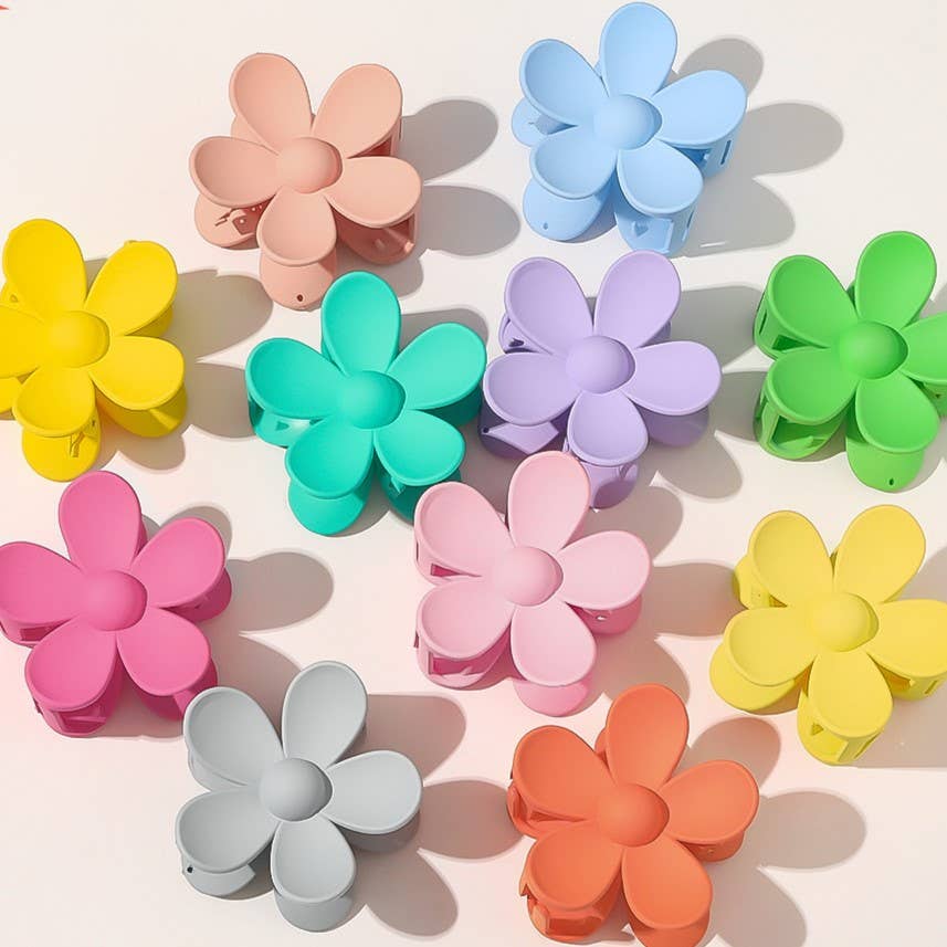 Matte Daisy Flower Hair Claw Clip