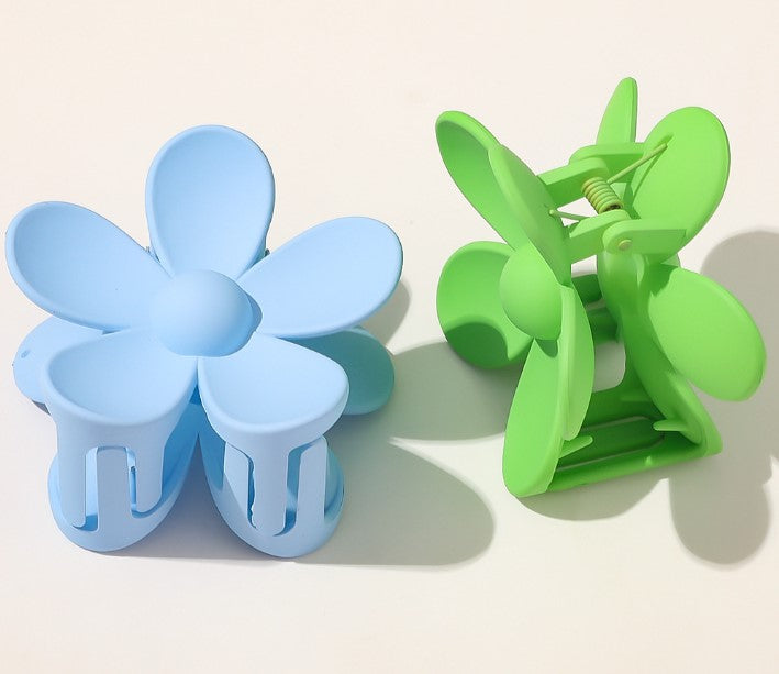 Matte Daisy Flower Hair Claw Clip - view 5
