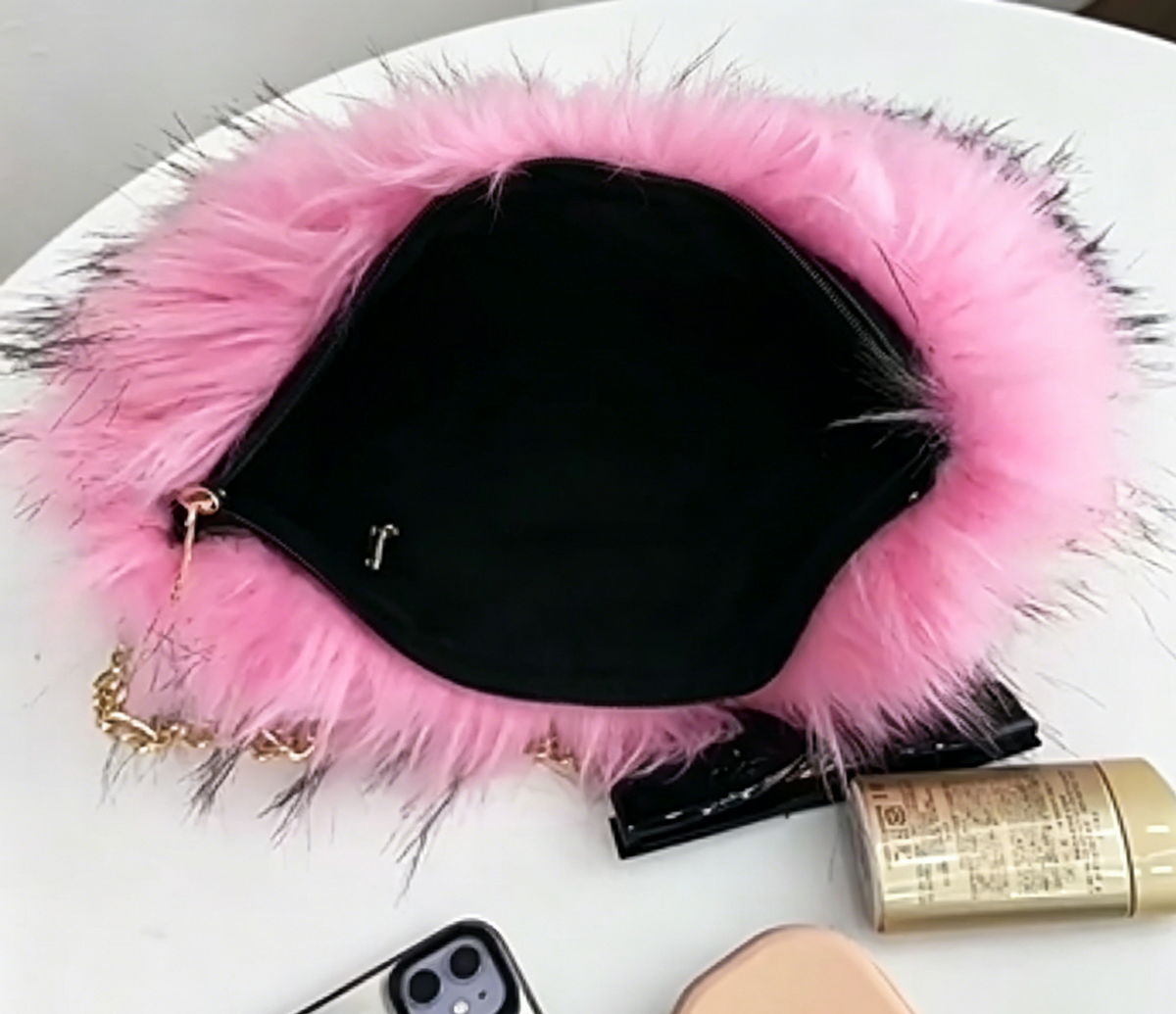 Fluffy Faux Fur Chain Crossbody Purse - Pink - 3