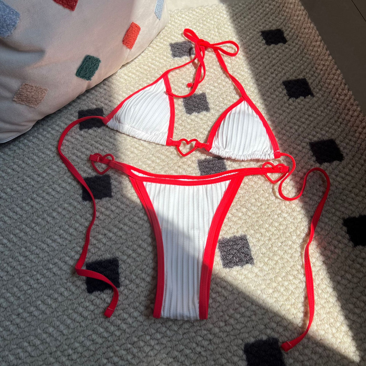 Contrast Trim Heart Ring Bikini Set - Red - 4