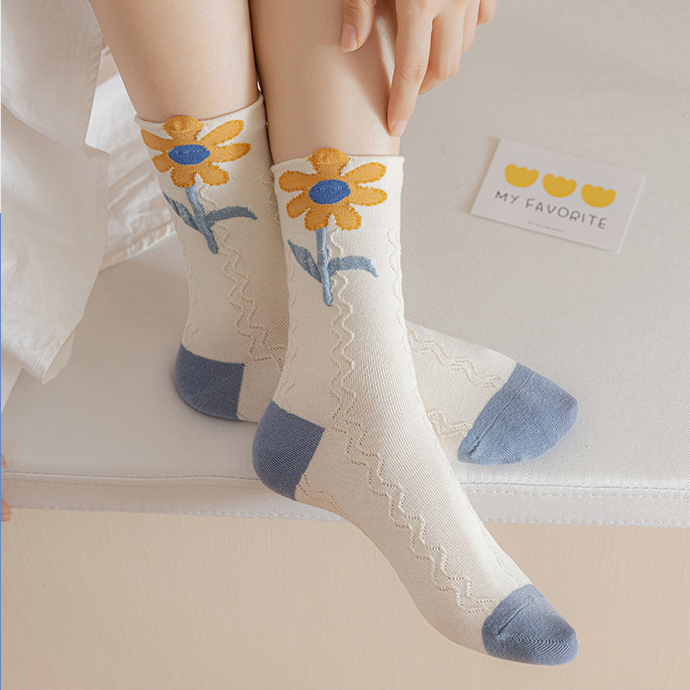 Floral Embroidered Cotton Crew Socks - YellowFlower - 1