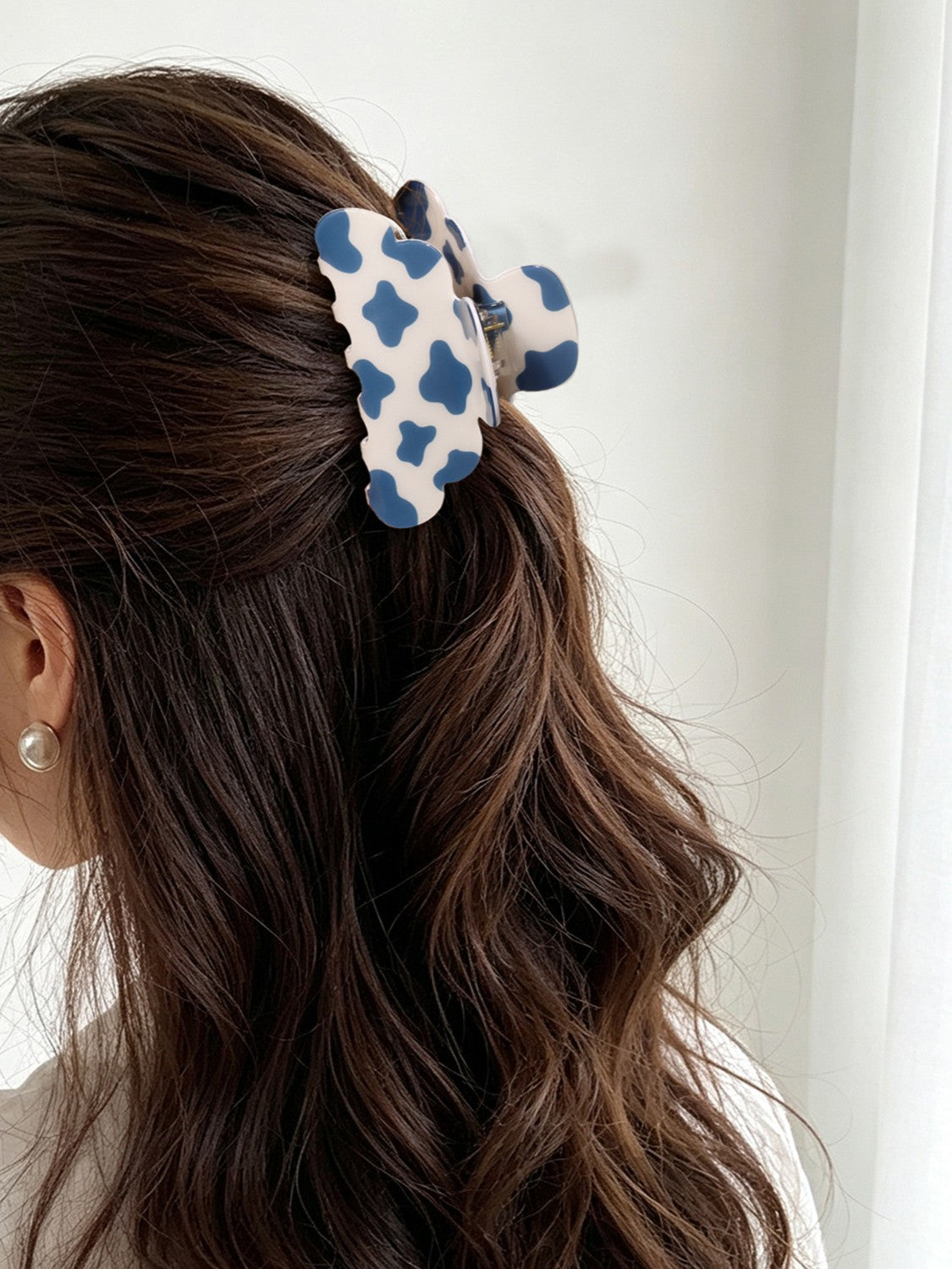 Arched Claw Clip With Cow Spot Print - view 1