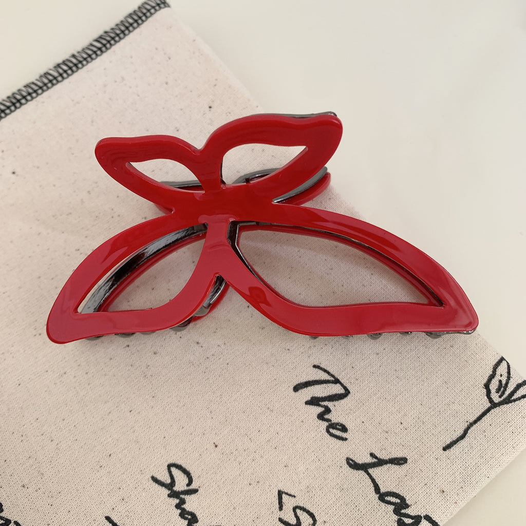 Sculptural Shape Glossy Claw Clips - Butterfly