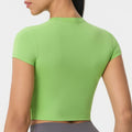 Quick-Dry Crew Neck Fitted Cropped Workout Tee