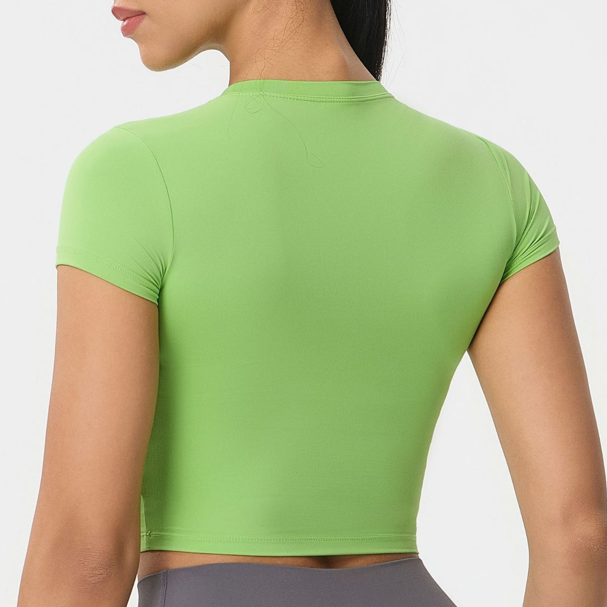Quick-Dry Crew Neck Fitted Cropped Workout Tee