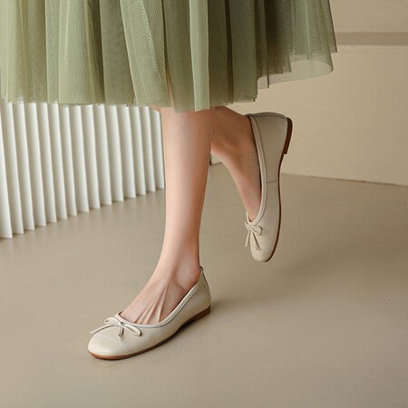 Soft Leather Bow Ballet Flats - Cream