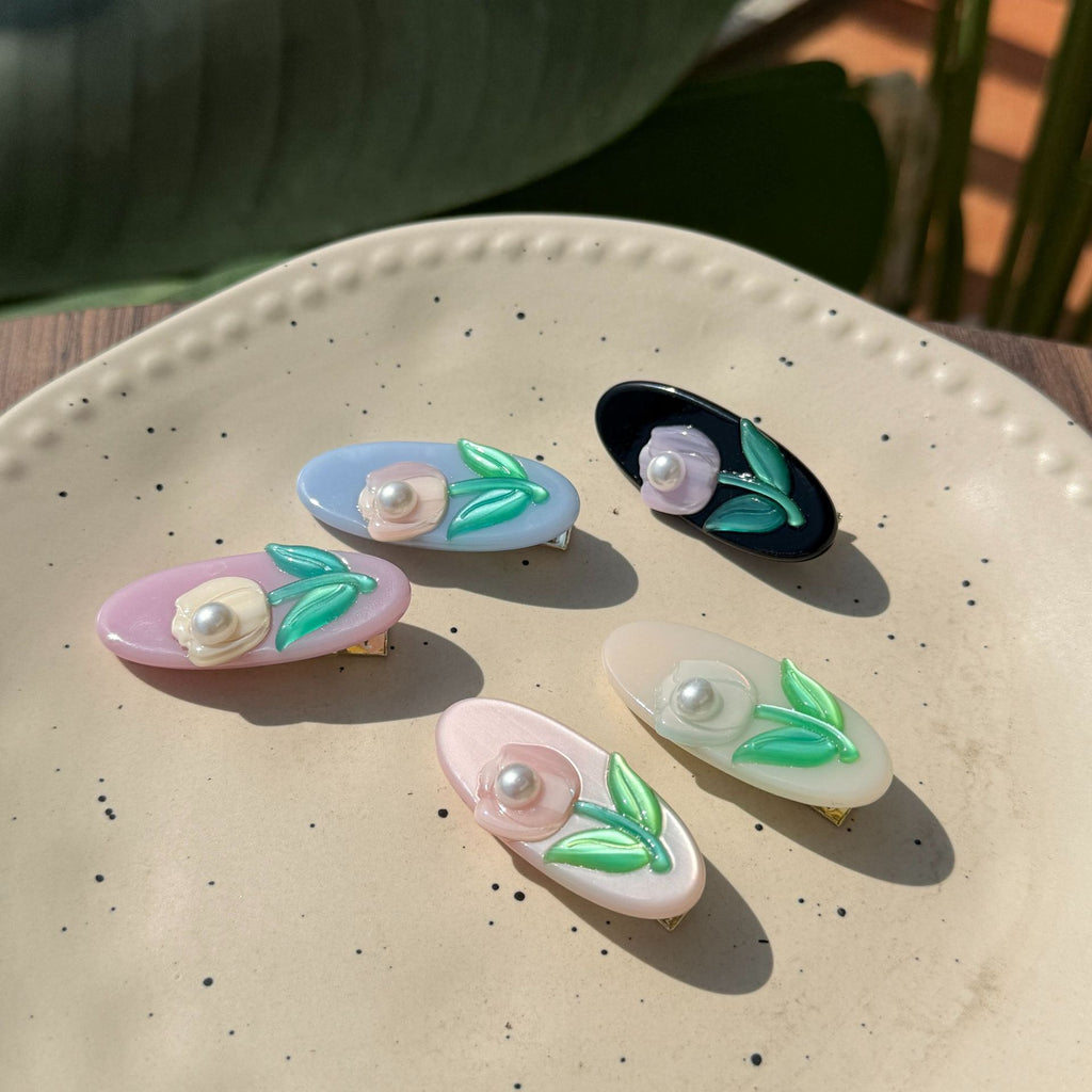 Pearl Tulip Flower Snap Hair Clips