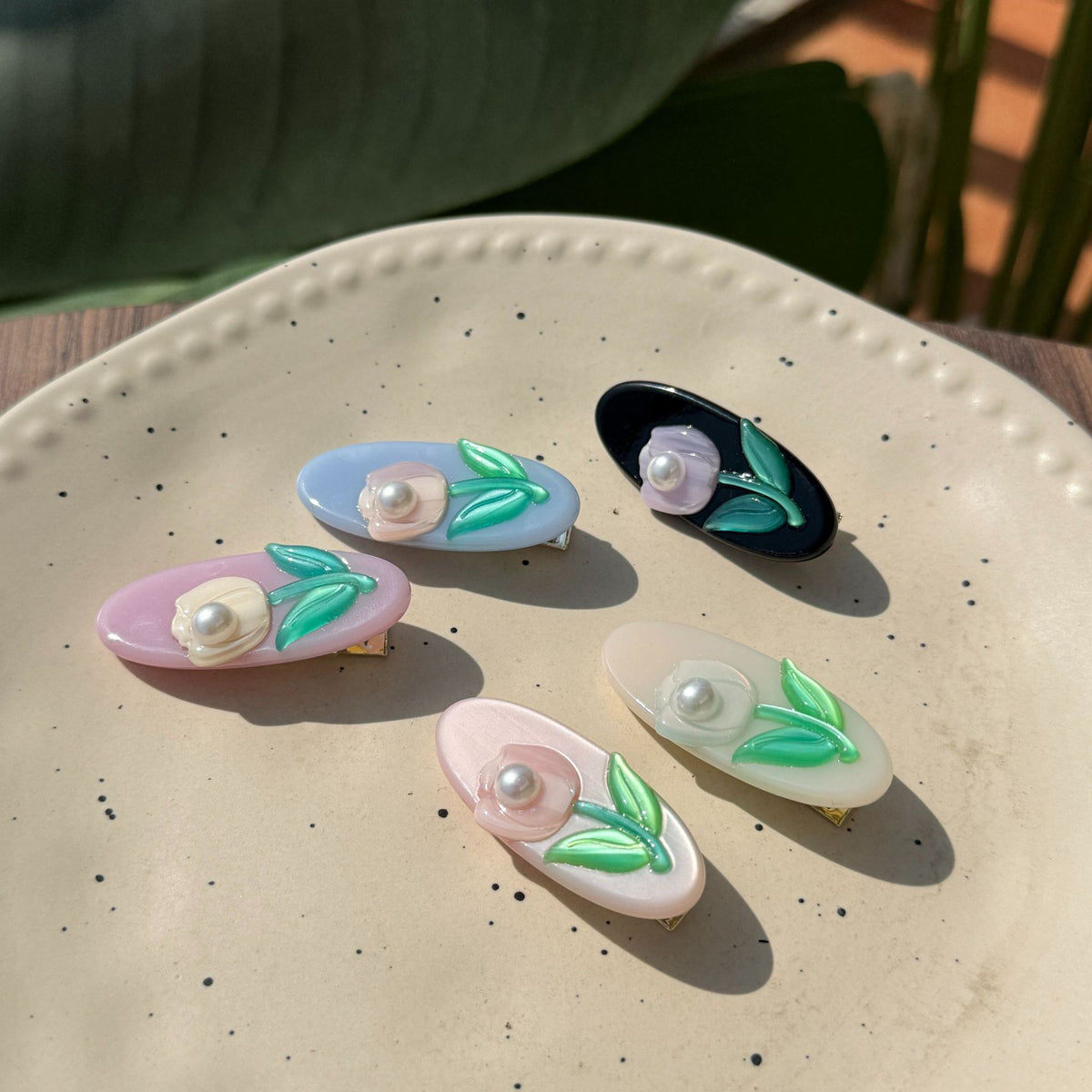 Pearl Tulip Flower Snap Hair Clips