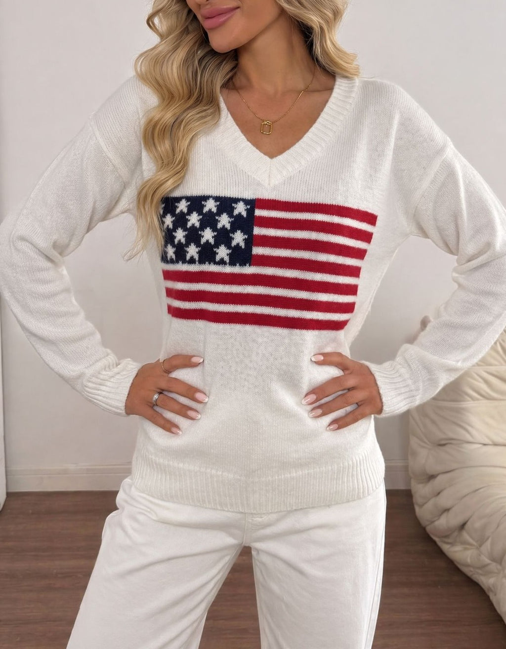 Stars and Stripes V-Neck Knit Sweater - White - 1
