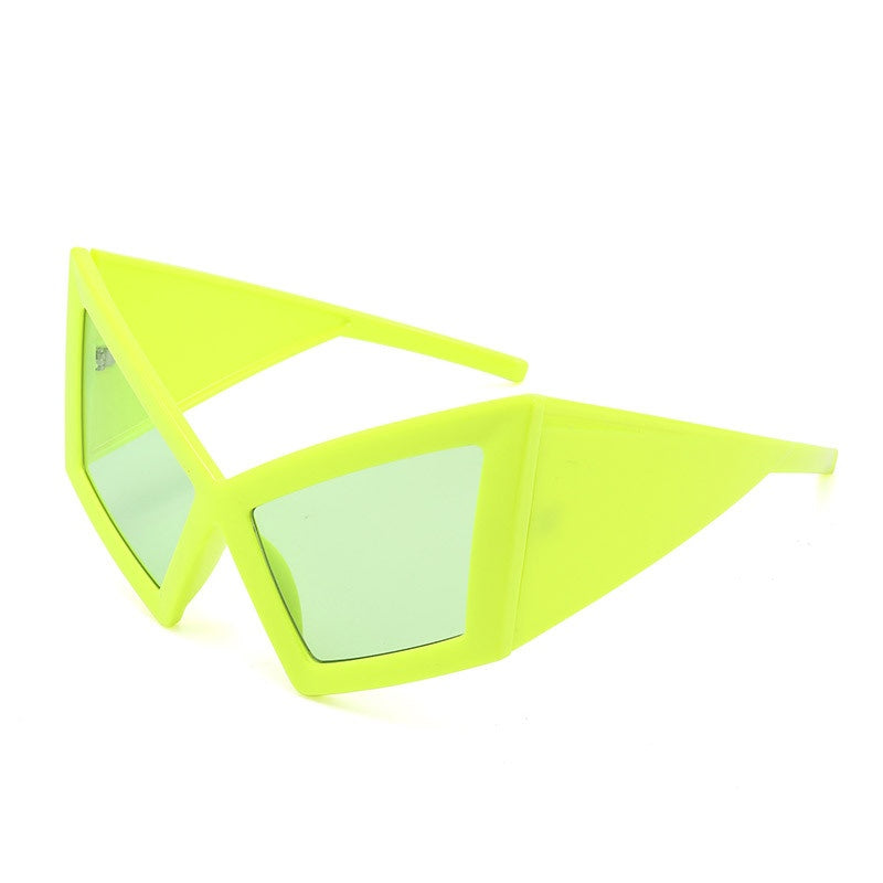 Oversized Pointed Cat Eye Sunglasses - YELLOW