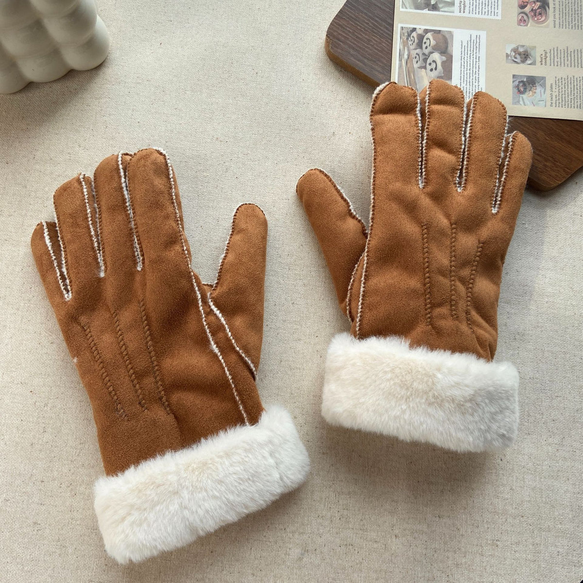 Faux Suede Shearling Cuff Winter Gloves - Plush