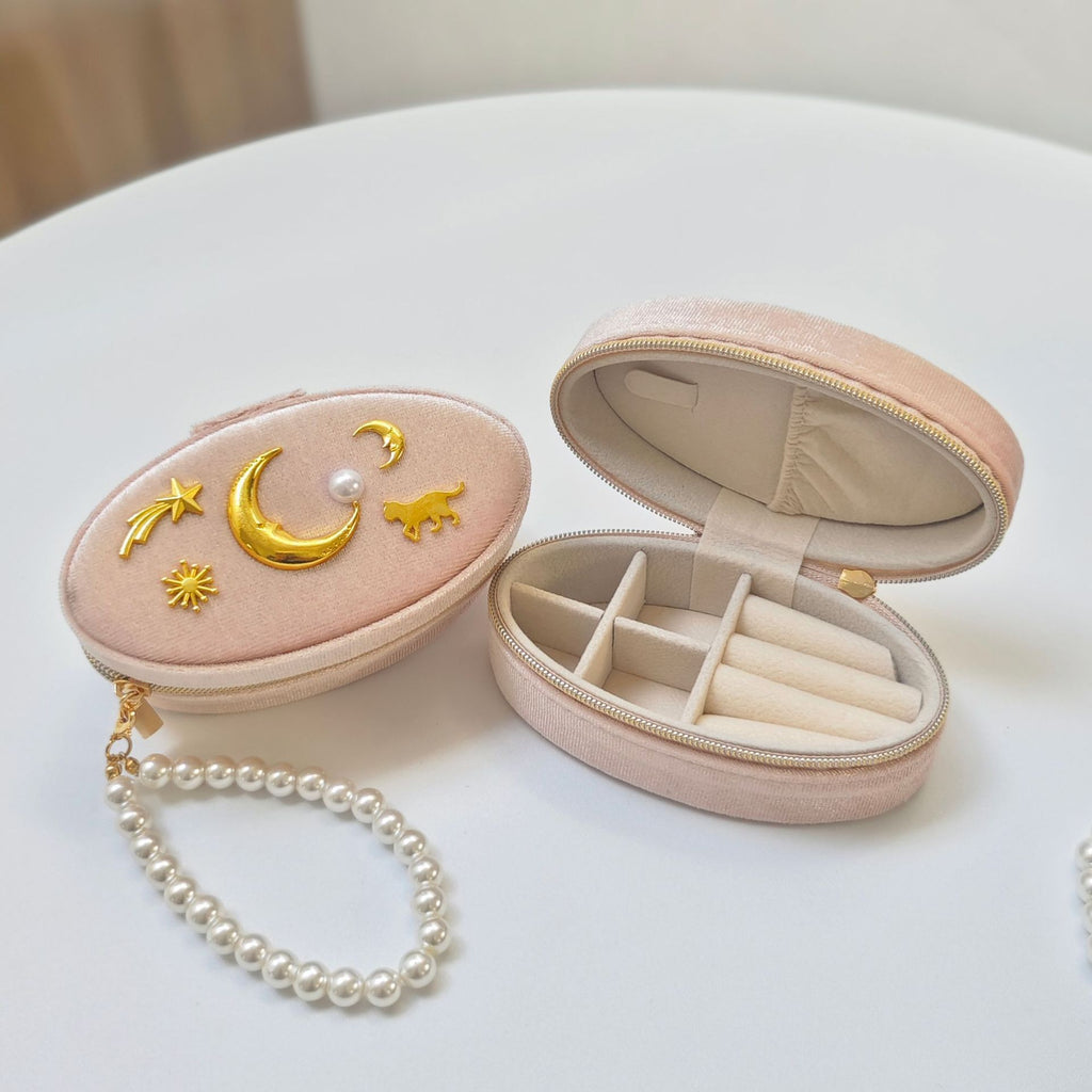 Celestial Velvet Travel Jewelry Case With Pearl Strap - Pink