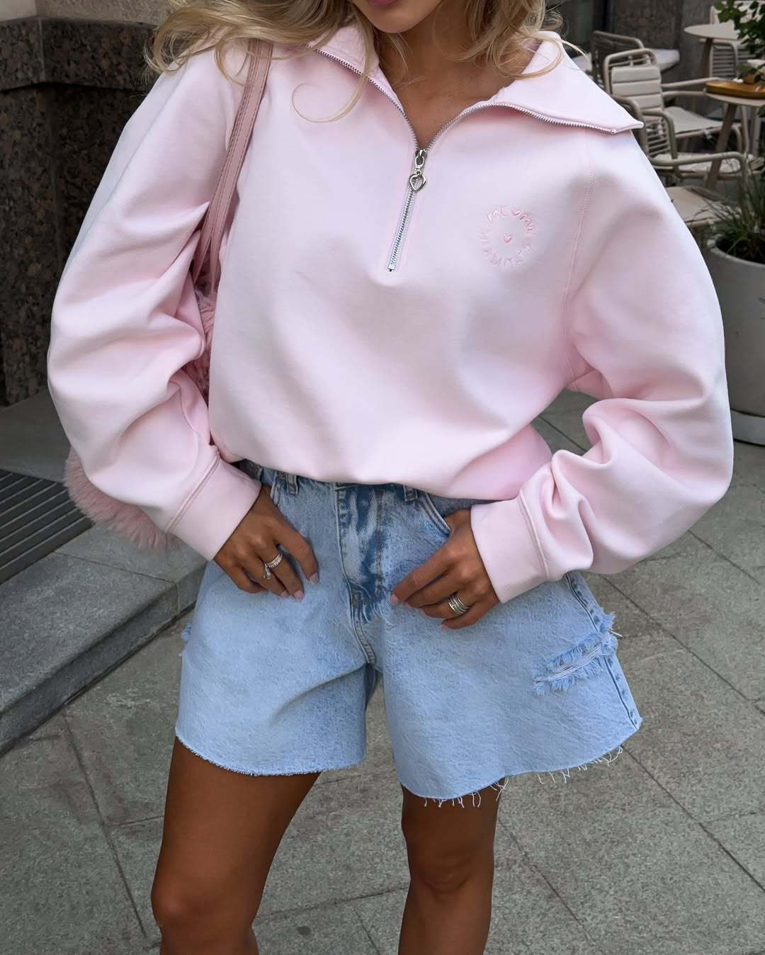 Embroidered Bow Half Zip Collared Sweatshirt - Pink
