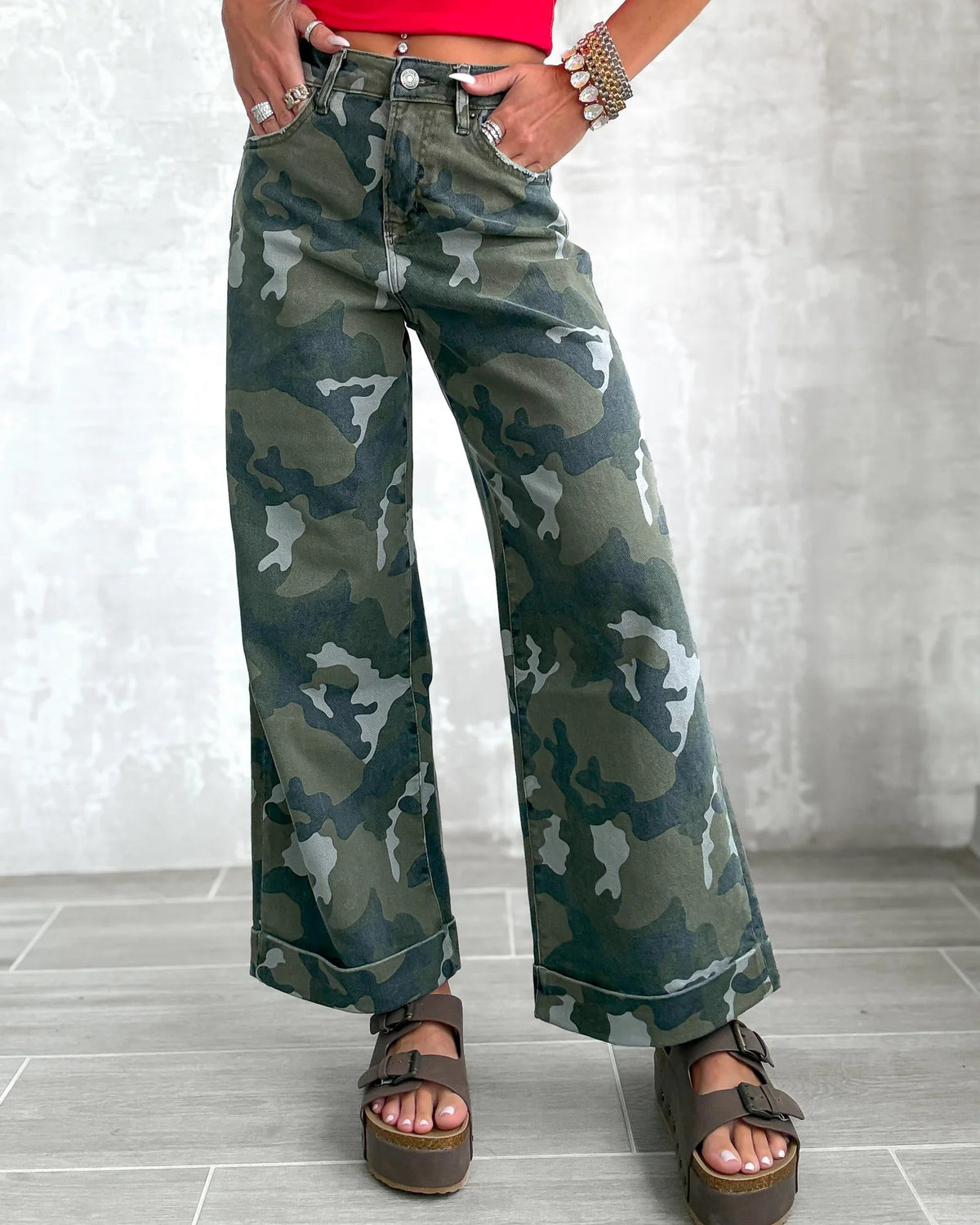 Camo Print Wide Leg Cuffed Jeans - Camo