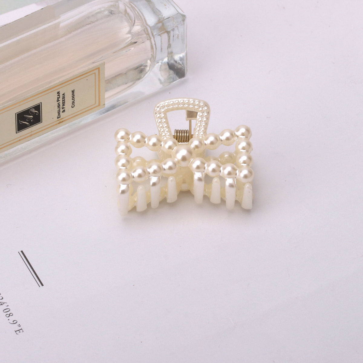 Pearl Beaded Mini Hair Claw Clip - NO01