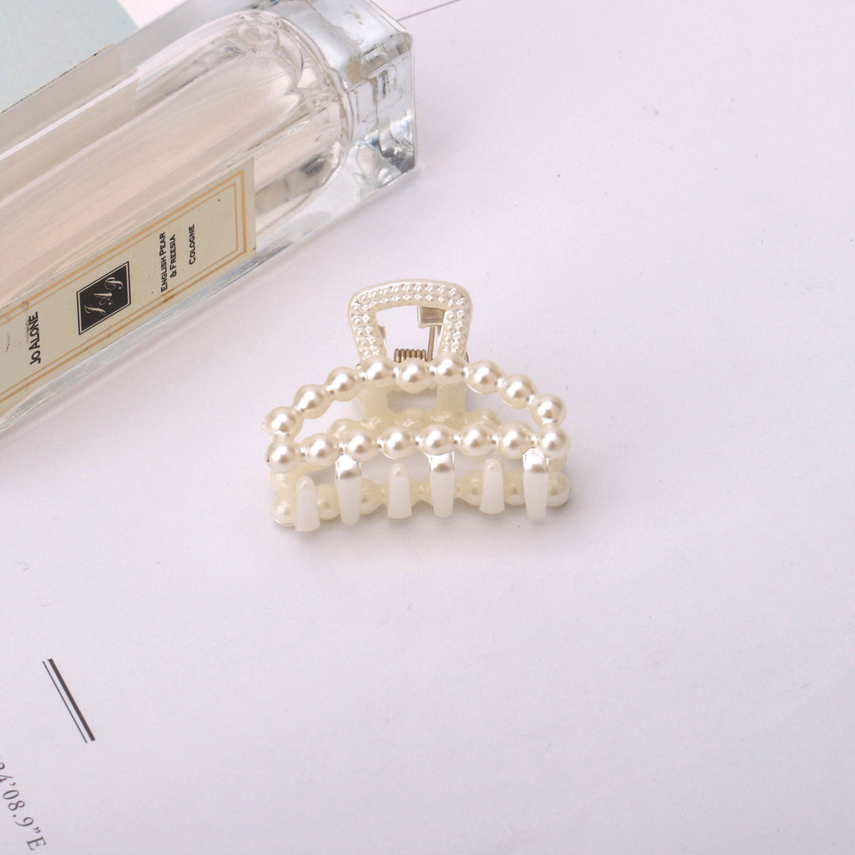 Pearl Beaded Mini Hair Claw Clip - NO02