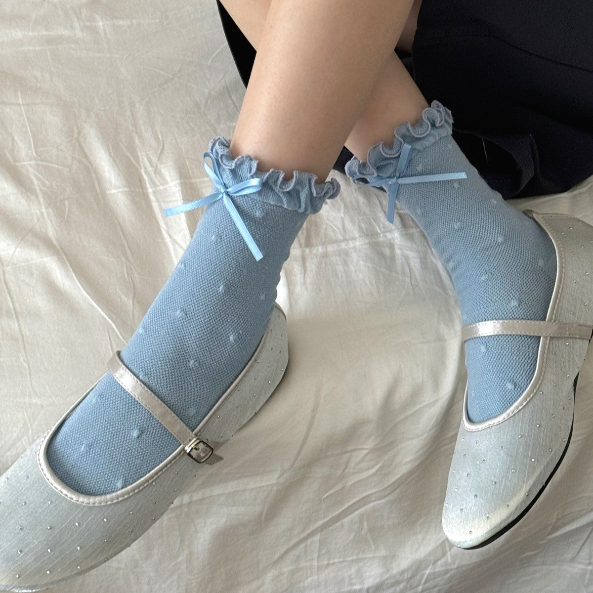 Ruffle Cuff Bow Mid Calf Socks - Blue - 1
