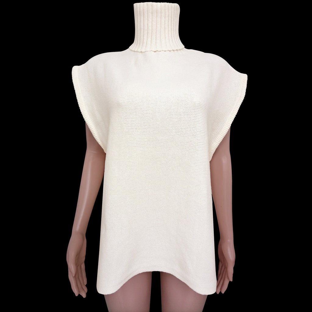 Slouchy Turtleneck Sleeveless Knit Sweater - white