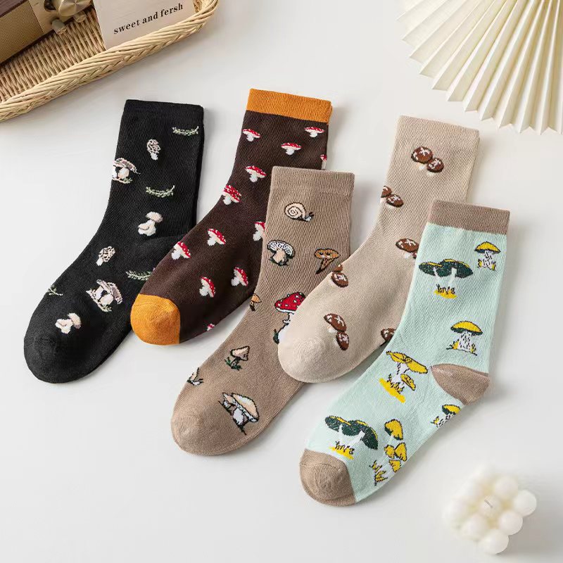 Mushroom Pattern Crew Socks for Women - Coffee