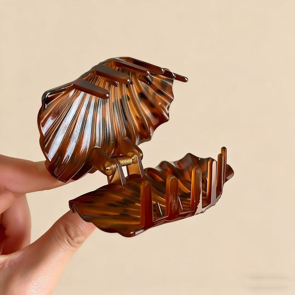 Scalloped Shell Claw Hair Clip - view 1