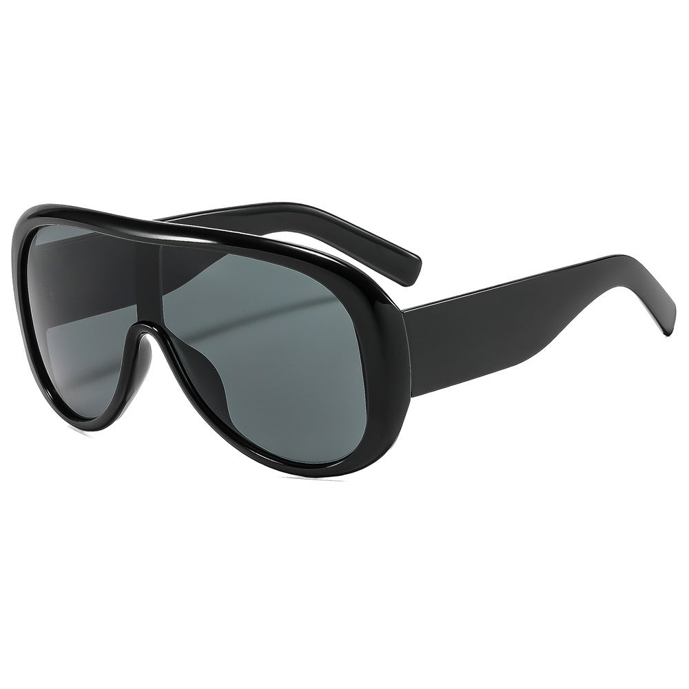 Oversized Shield Sunglasses With One Piece Lens - Black