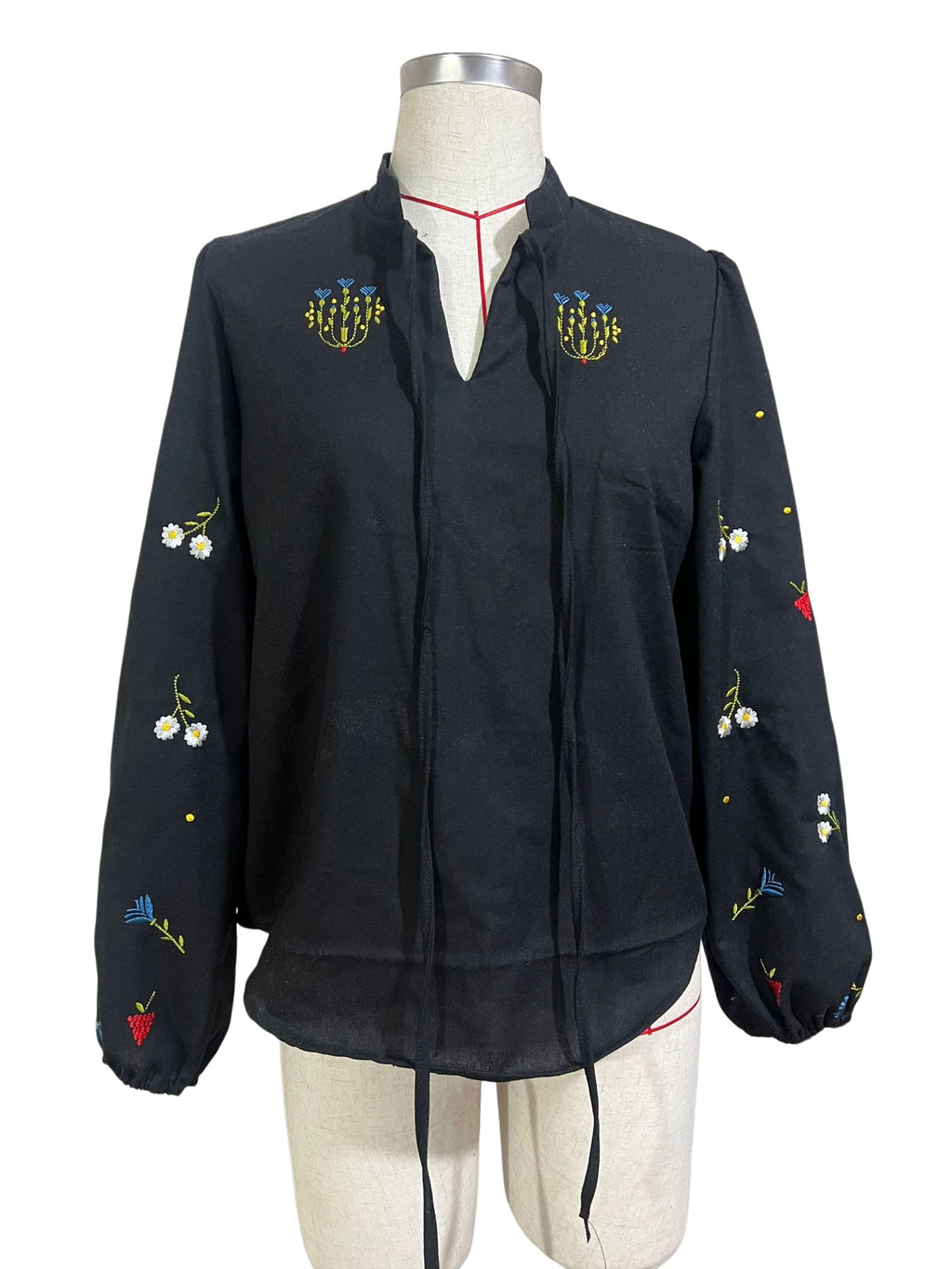 Tie Neck Blouse With Scattered Flower Embroidery - Black