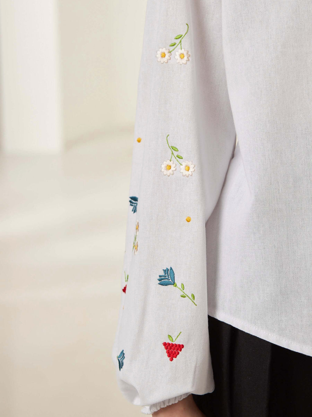Tie Neck Blouse With Scattered Flower Embroidery - White - 4