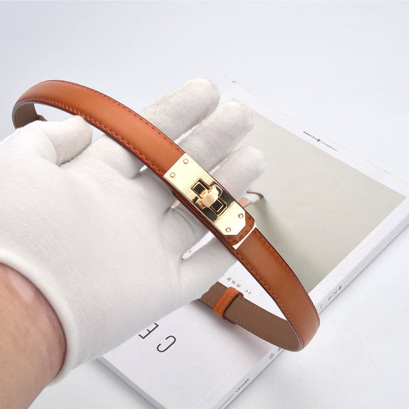 Skinny Faux Leather Plate Clasp Belt